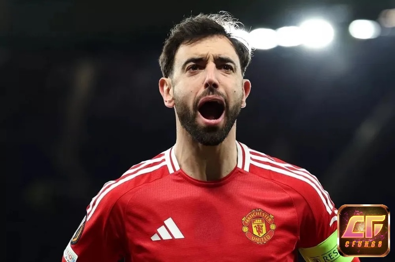 Bruno Fernandes ngôi sao tấn công đa năng của Manchester United
