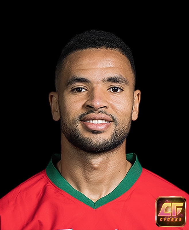 Youssef En-Nesyri sát thủ vòng cấm của Fenerbahçe