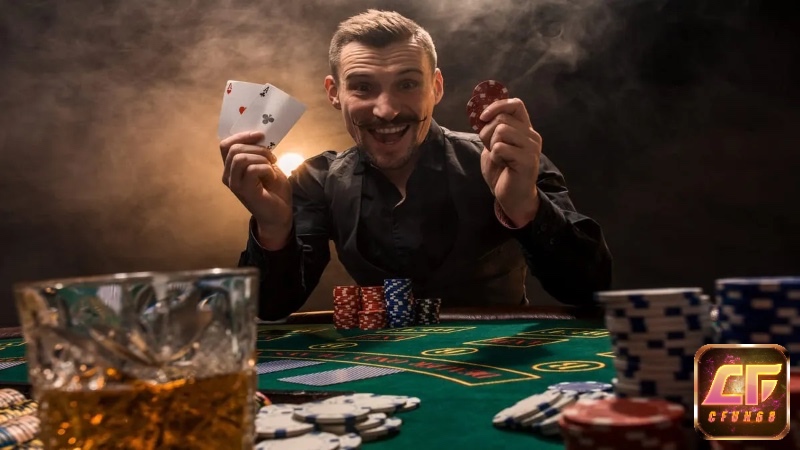 Ngồi ở middle position, người chơi cân nhắc bài mạnh hoặc bài tiềm năng để tối ưu hóa thắng lợi, trong khi né những lá yếu dễ bị chiếm ưu thế