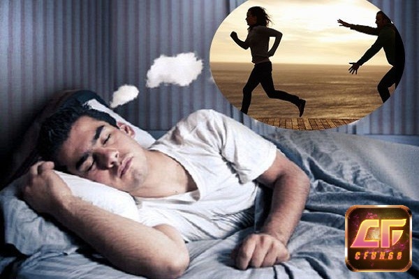 Mơ thấy mình chạy bộ theo ai đó là mong muốn được hướng dẫn và học hỏi nhiều điều mới