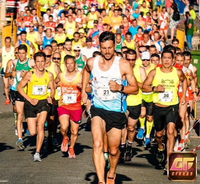 Ngủ mơ thấy một cuộc thi chạy bộ đang có nhiều người tham gia là mong muốn được cạnh tranh và phấn đấu của bạn