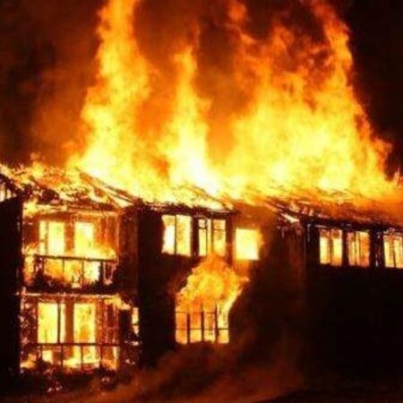 Mơ thấy cháy nhà số mấy? Giải mã điềm báo giấc mơ chi tiết
