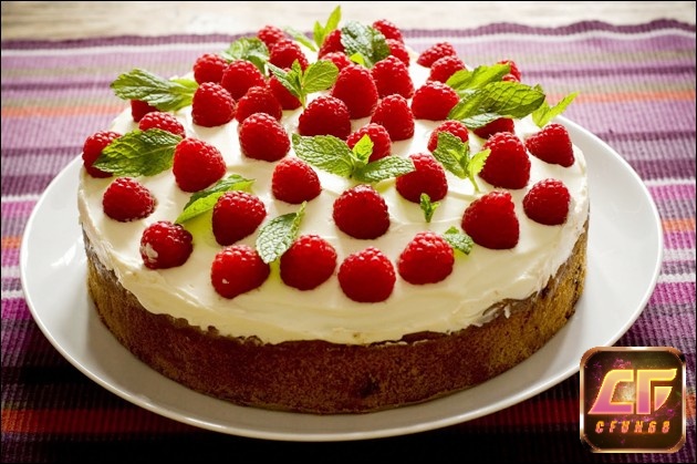 Giấc mơ thấy bánh kem khổng lồ mang lại điềm báo thịnh vượng và sự may mắn với bạn