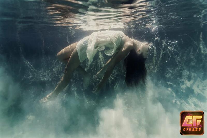 Giấc mơ thấy rơi xuống nước đánh con gì mang đến cho bạn nhiều con số may mắn khác nhau