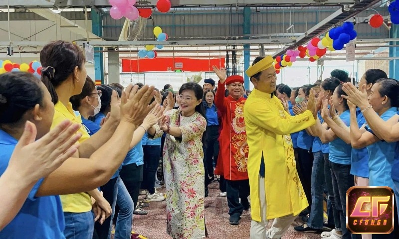Mơ thấy công ty thưởng tết là điềm báo tích cực cho thấy những hy vọng của bạn đã được ghi nhận